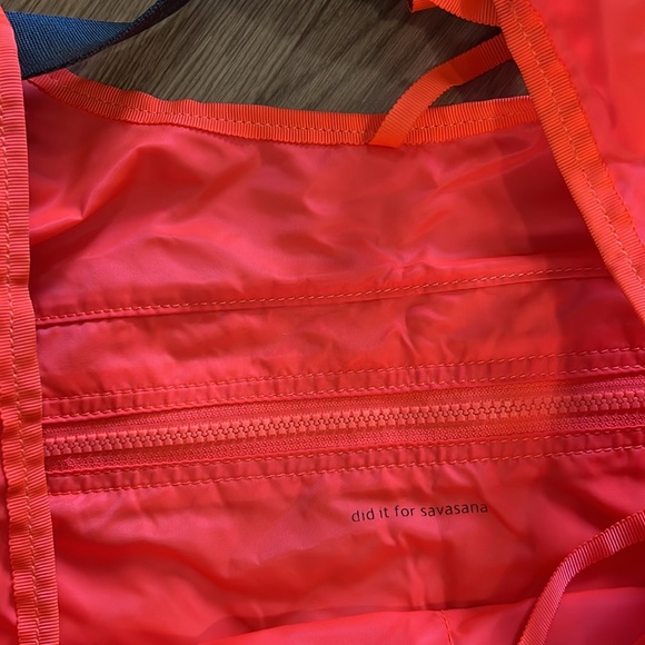 LULULEMON Post Savasana YOGA Nylon Tote Coral Neon Orange - Picture 15 of 17